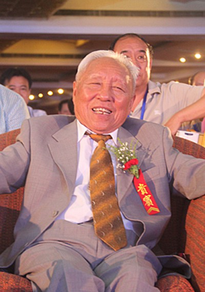 杨汝岱|八、九届全国政协副主席杨汝岱