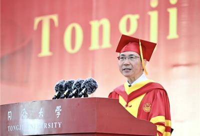 杨金龙院士：坚持长期主义，投身于难而正确的事业
