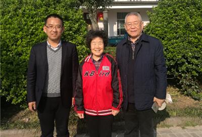 国务院新闻办原副主任杨正泉部长及夫人