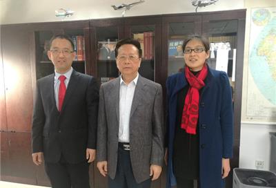 全国人大常委会陈昌智副委员长