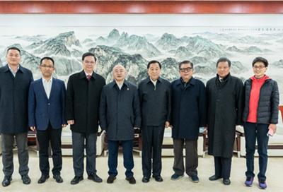 十二届全国政协副主席齐续春与会嘉宾